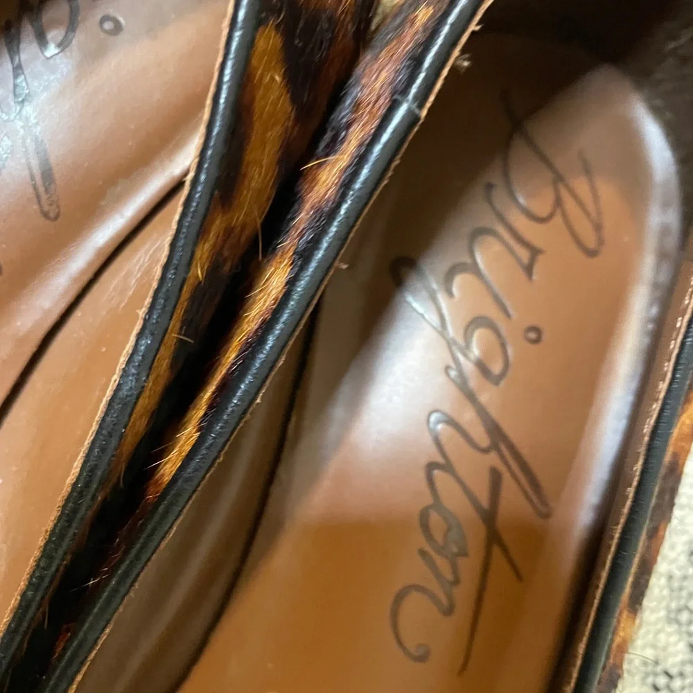 Leopard Calf Hair Pointy Loafers - Picture 7 of 7